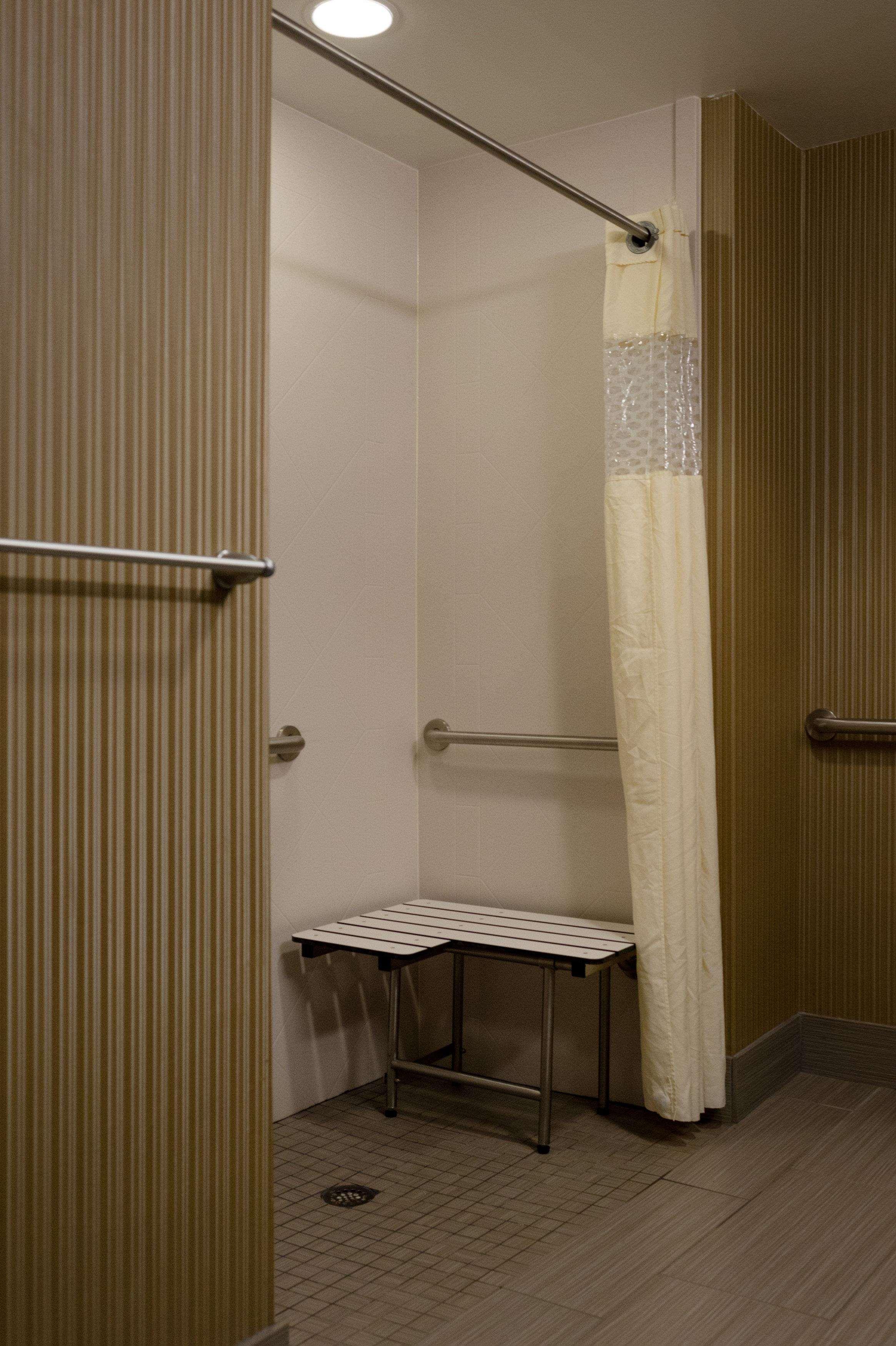 Hampton Inn Oxford-West Экстерьер фото