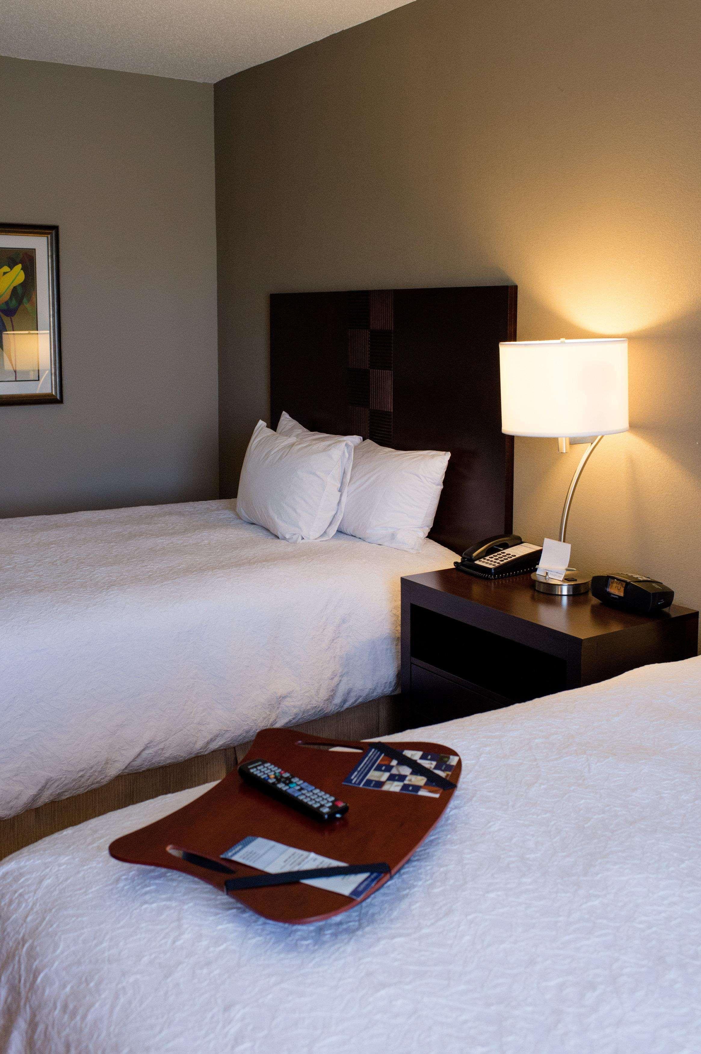 Hampton Inn Oxford-West Экстерьер фото