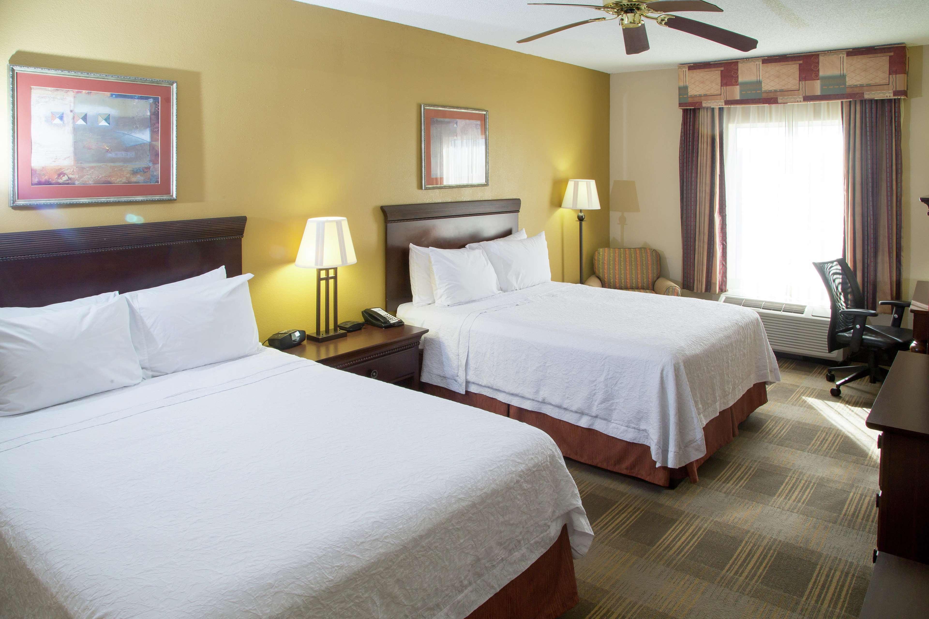 Hampton Inn Oxford-West Экстерьер фото